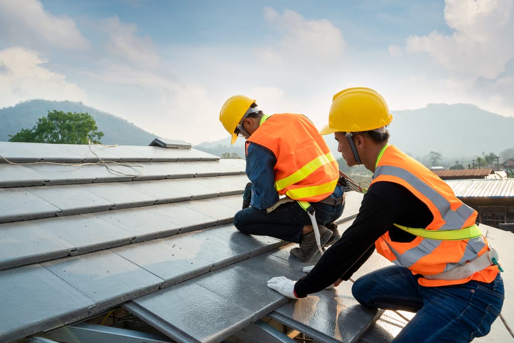 roof repair in Pasatiempo CA